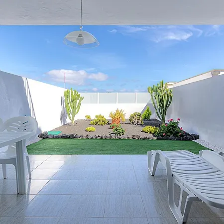 Ideal Apartment *